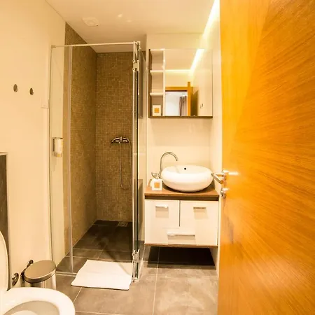 Center Luxury Apartment *